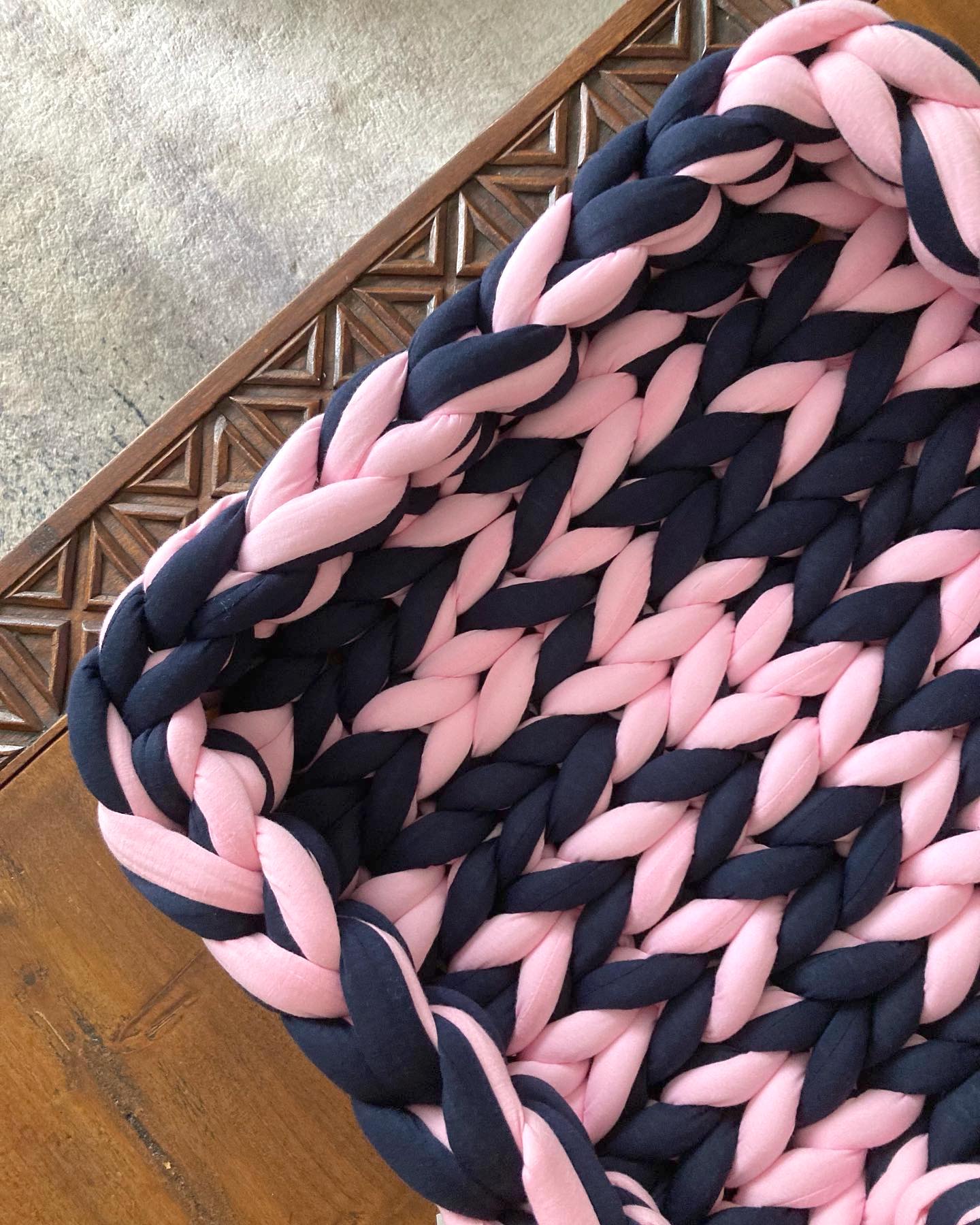Toastbox // cotton pet bed