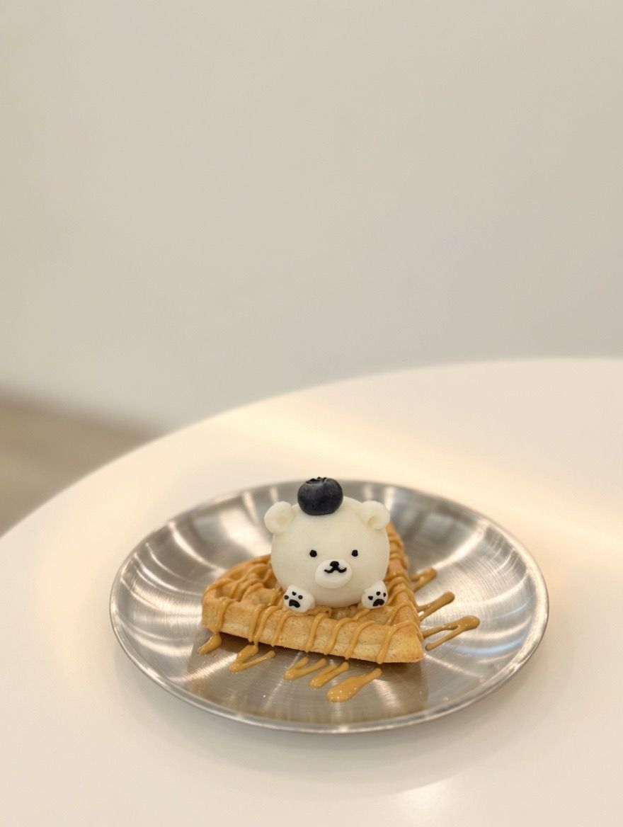 PEANUT BUTTER WAFFLE // pet cake