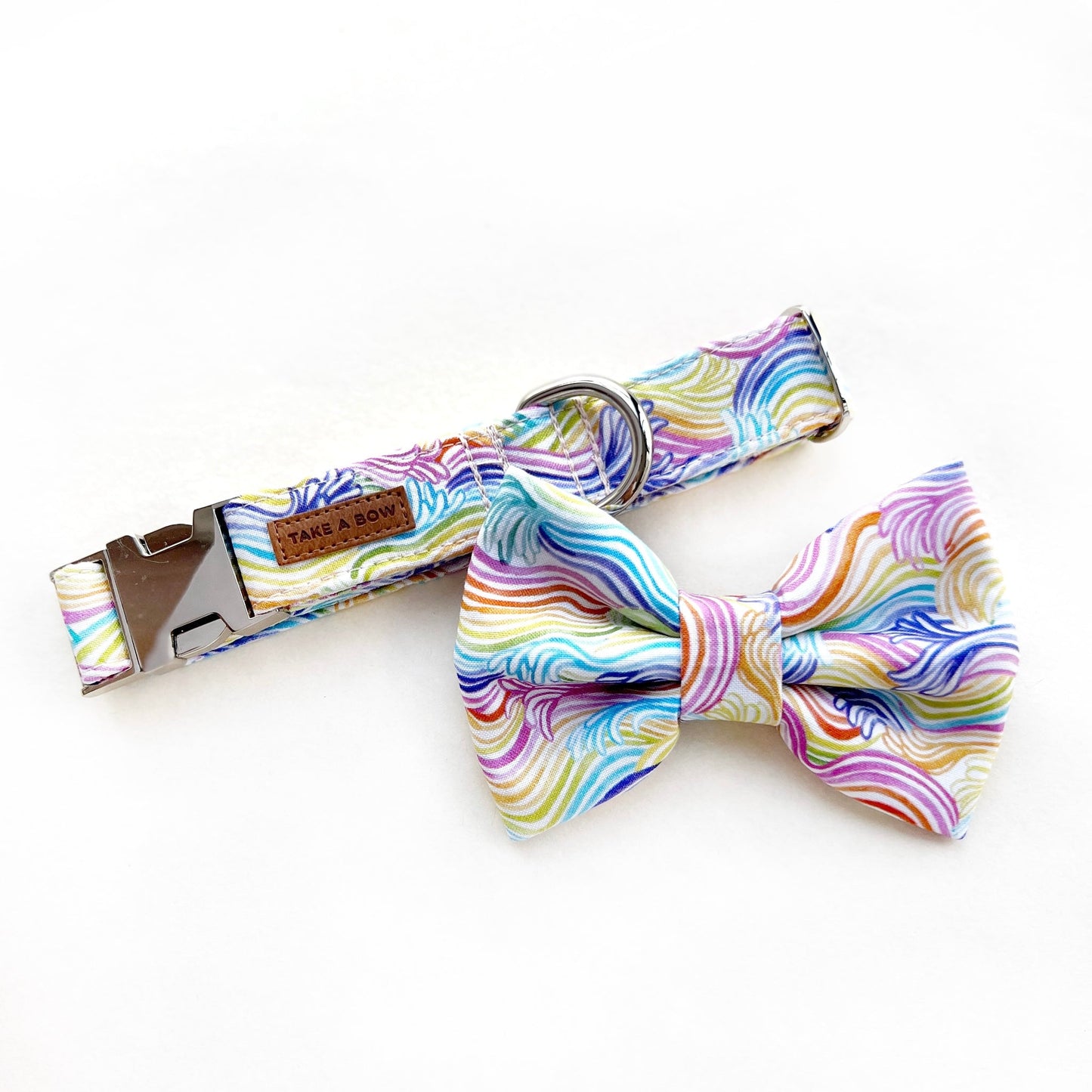 RAINBOW WAVES // collar