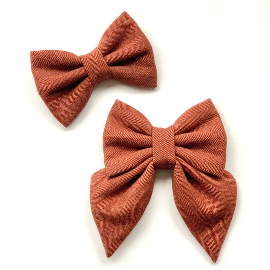 HARRIETTE // bow