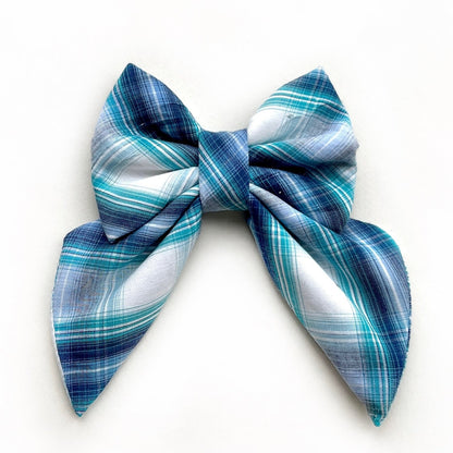 GRINDAVIK // bow