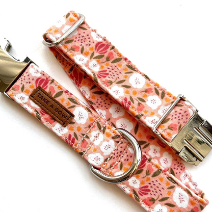 PEACH CAMELLIA // collar
