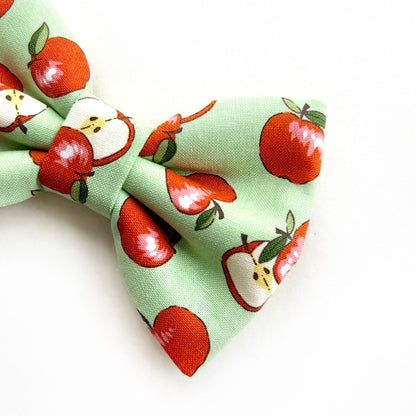 AN APPLE A DAY // bow