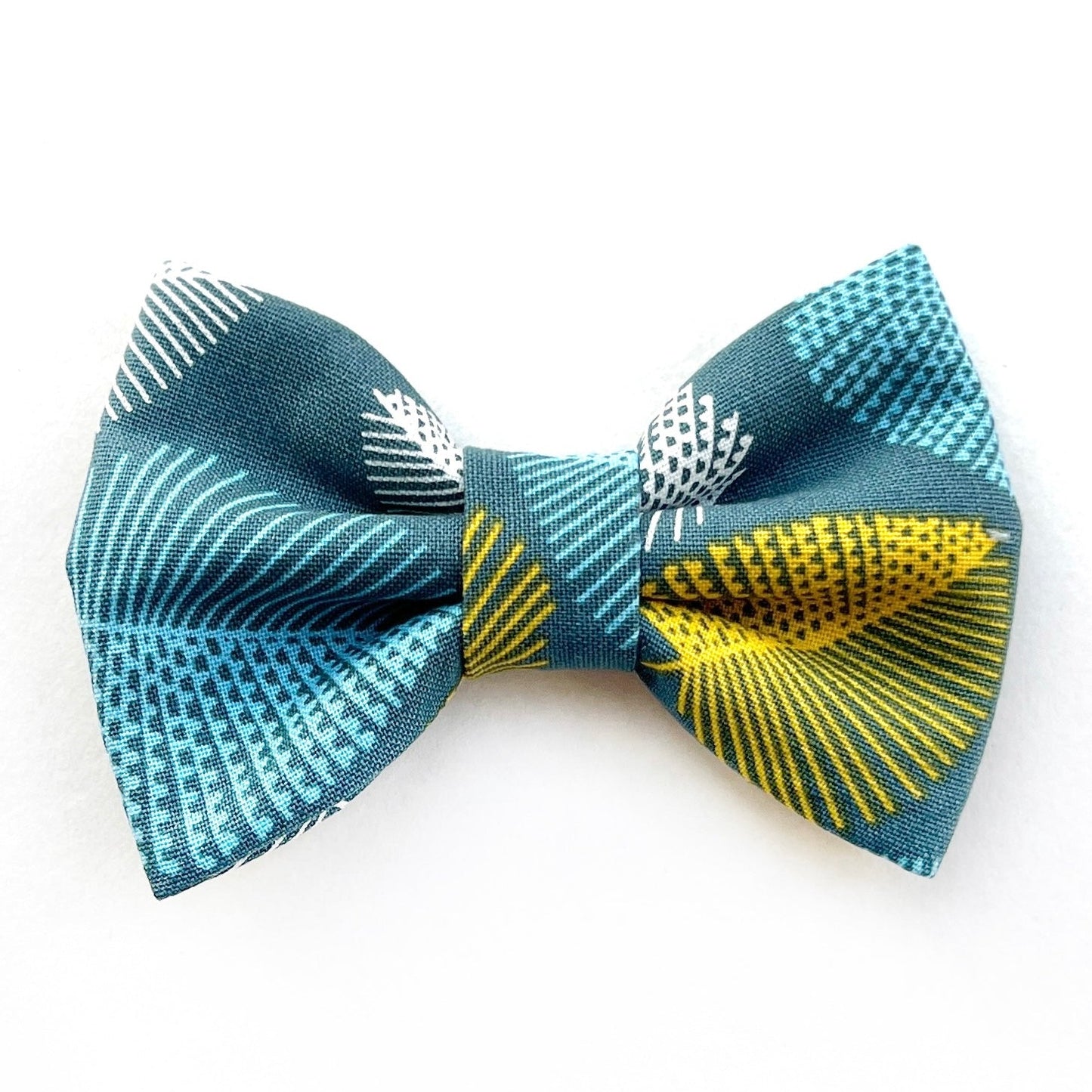 THE LAWN // bow
