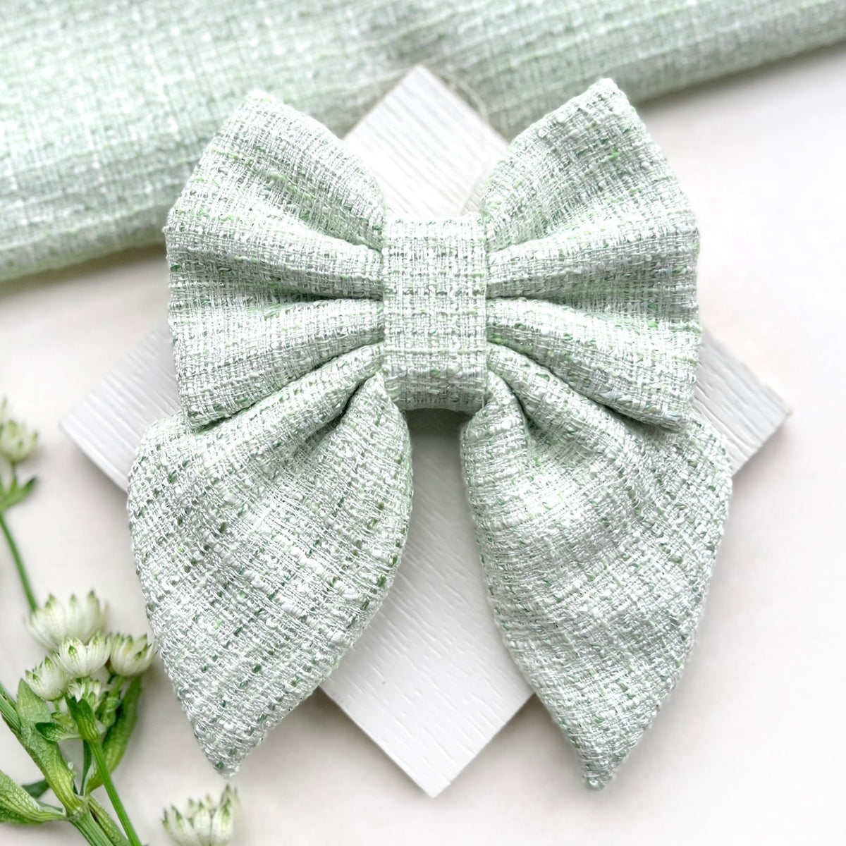 TWEED GISELLA // bow