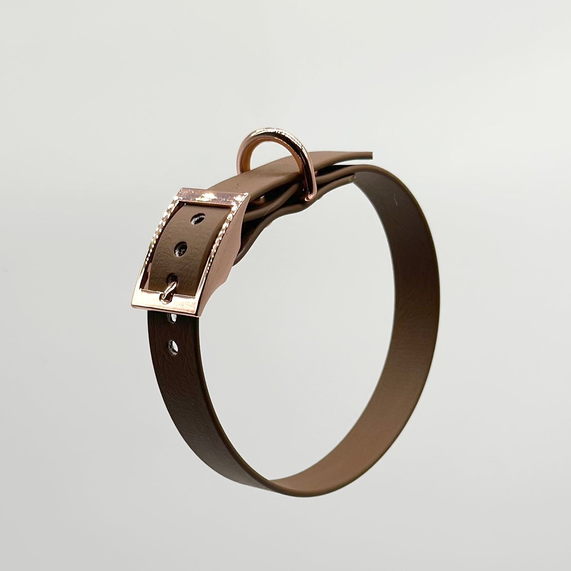 VOLO // adjustable collar