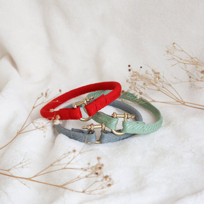 HUS // house collar