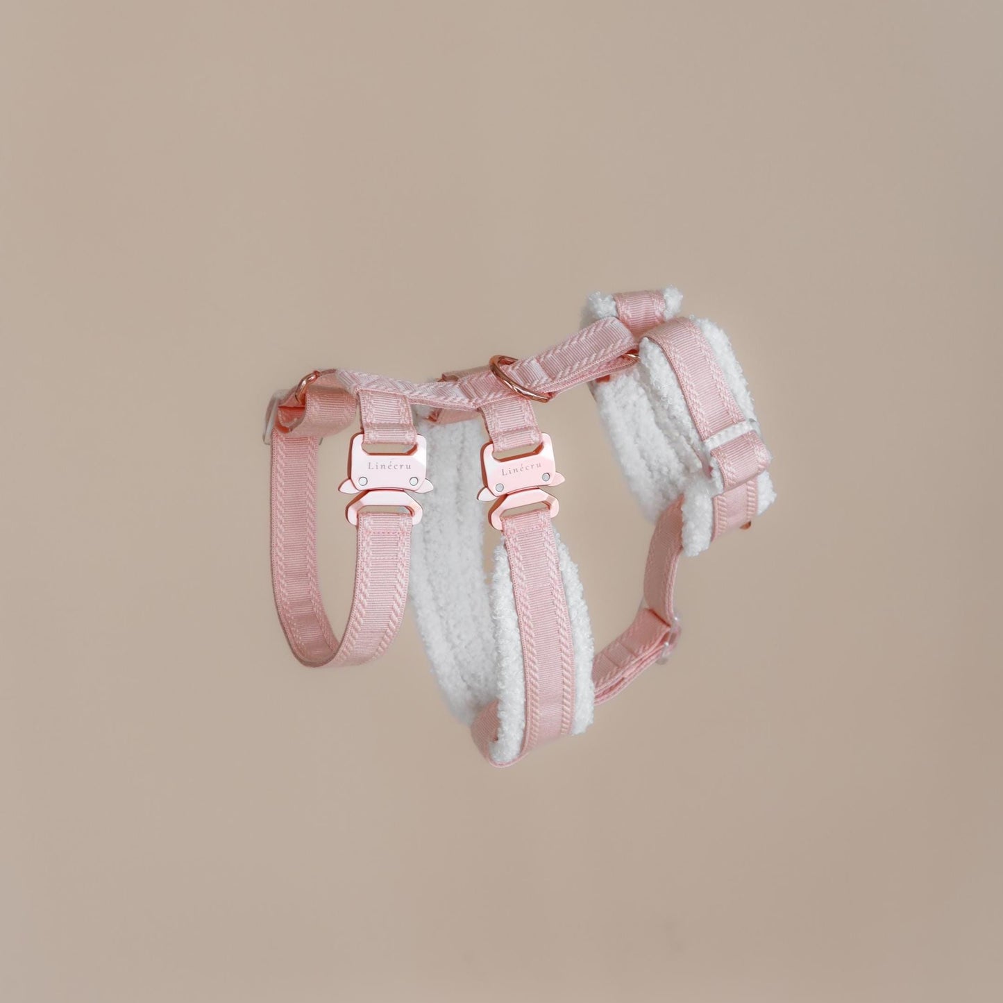 XII // fluffy escape-resistant harness