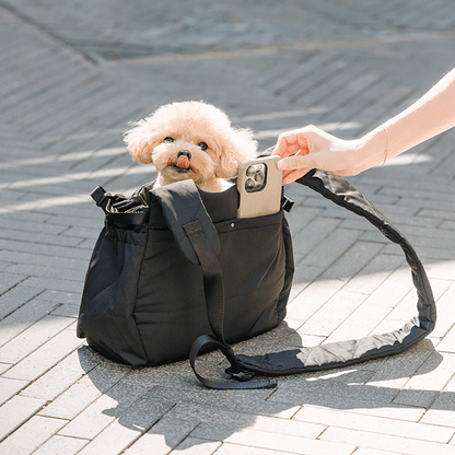 SNUGGLE // petite crossbody carrier