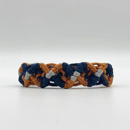 TELA // adjustable collar