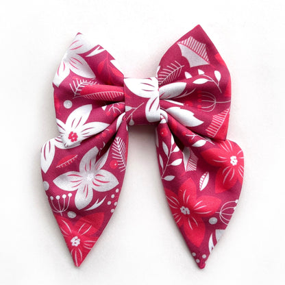 AMARYLLIS BLOOM // bow